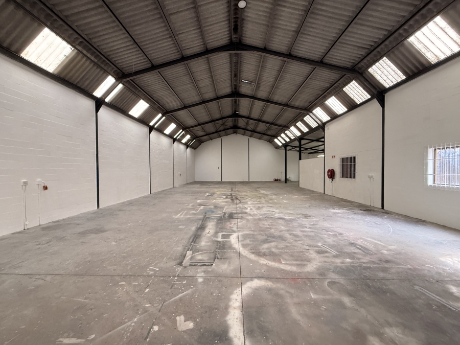 To Let Commercial Property for Rent in Montague Gardens Western Cape